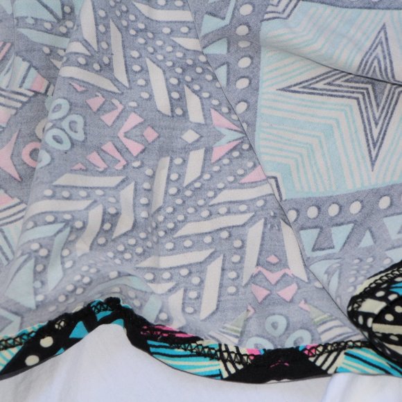 Aztec Maxi Dress with High Slit - Picture 6 of 6